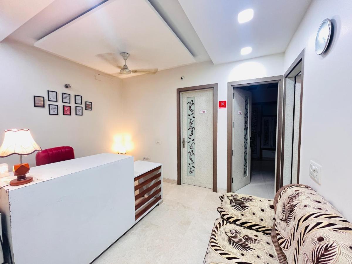 Hotel Park Pride Pitampura New Delhi, Couple Friendly Экстерьер фото