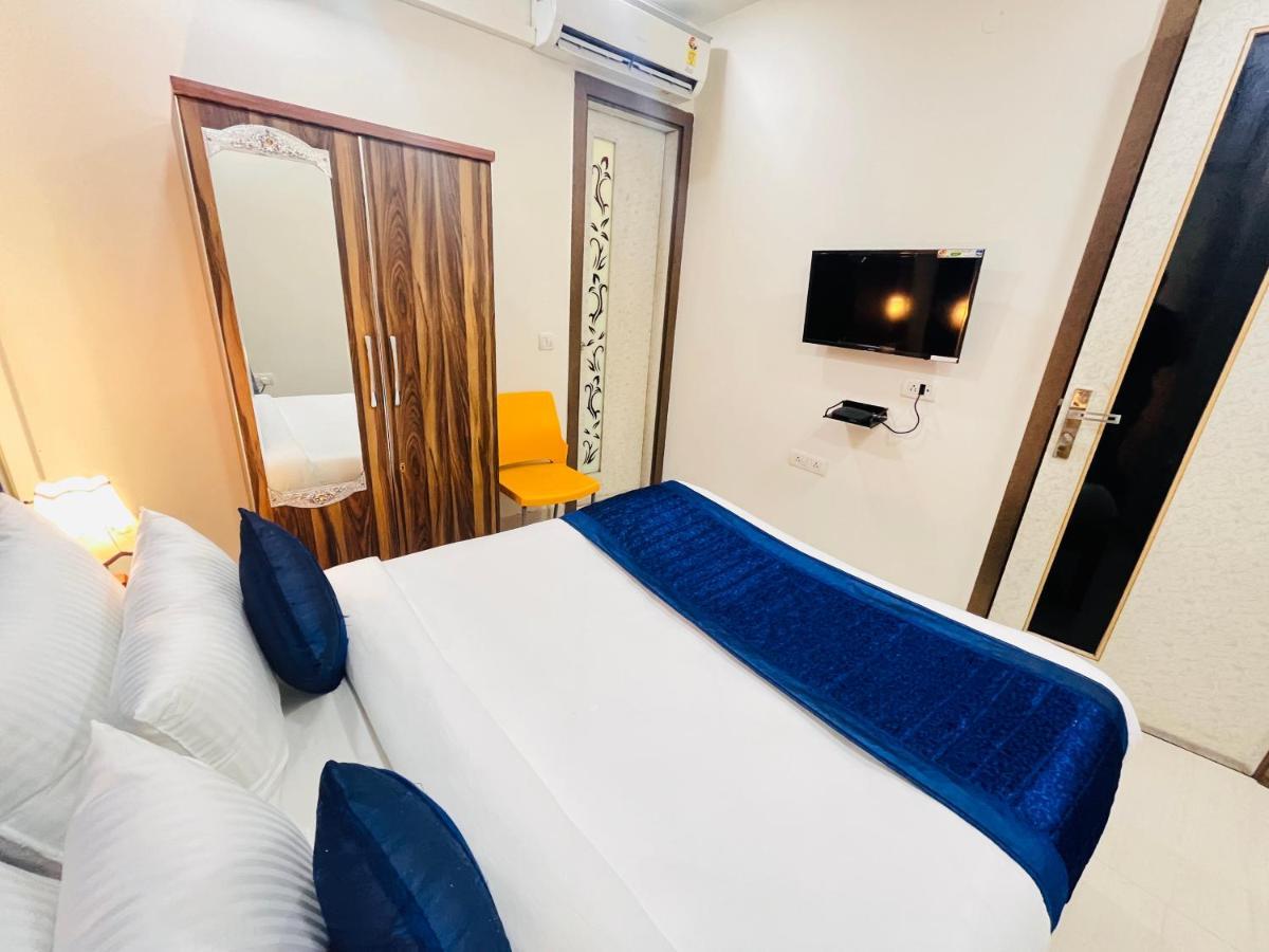 Hotel Park Pride Pitampura New Delhi, Couple Friendly Экстерьер фото