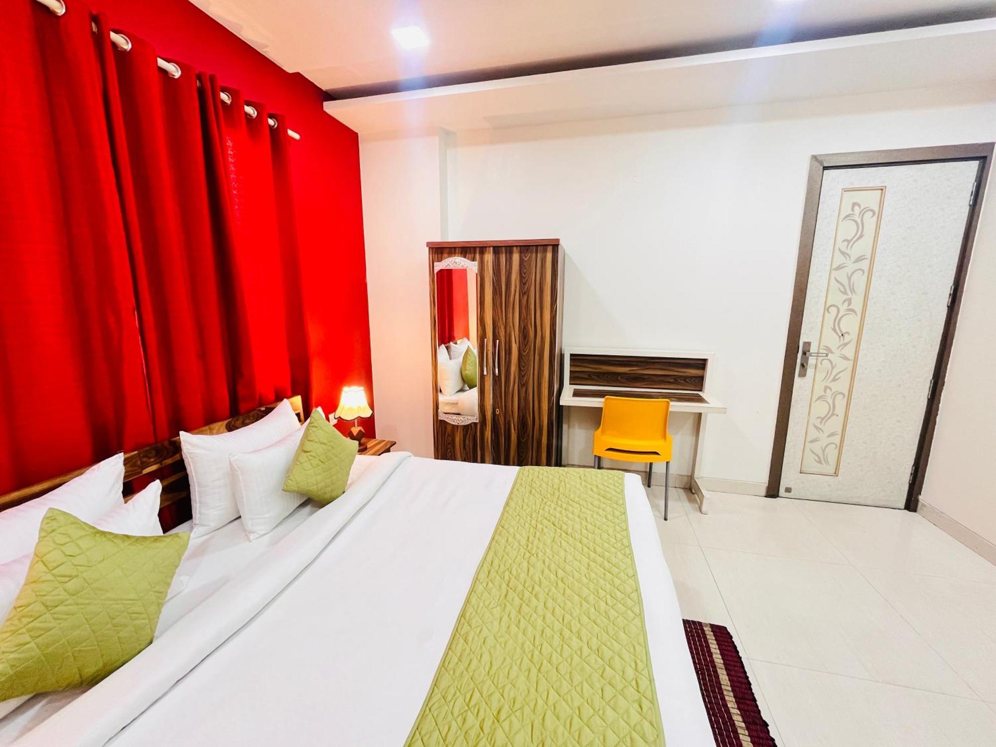 Hotel Park Pride Pitampura New Delhi, Couple Friendly Экстерьер фото